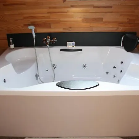 Bed & Breakfast 't Wolvennest 3*